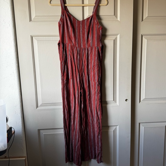 American Eagle Cropped Wide Leg Jumper Romper • Small - Picture 3 of 9